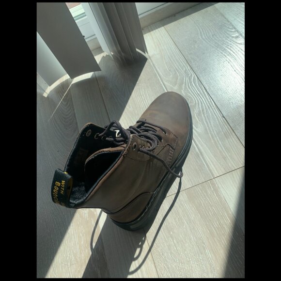 Dr. Martens - Combs Crazy Horse Leather Casual Boots (Men: Size 8) - Picture 3 of 6